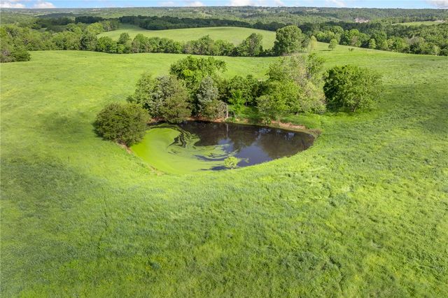 706 County Road 650, Green Forest, AR 72638
