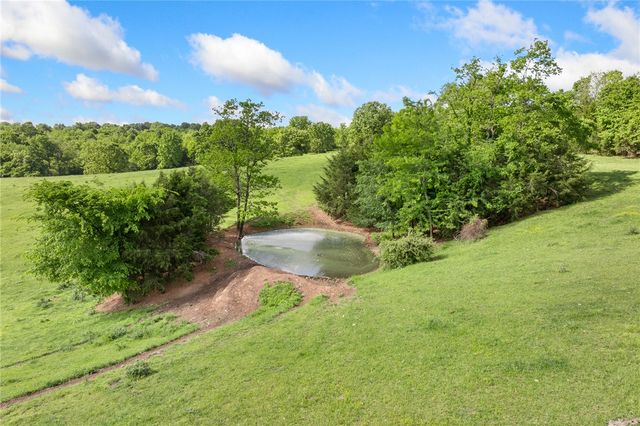 706 County Road 650, Green Forest, AR 72638