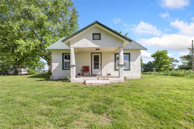706 County Road 650, Green Forest, AR 72638