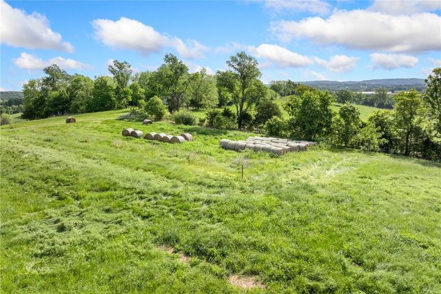 706 County Road 650, Green Forest, AR 72638