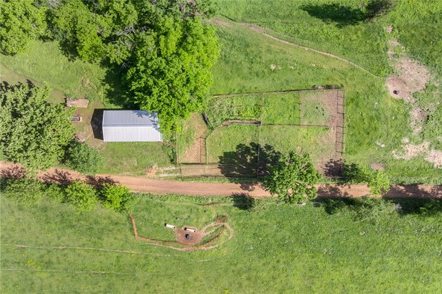 706 County Road 650, Green Forest, AR 72638