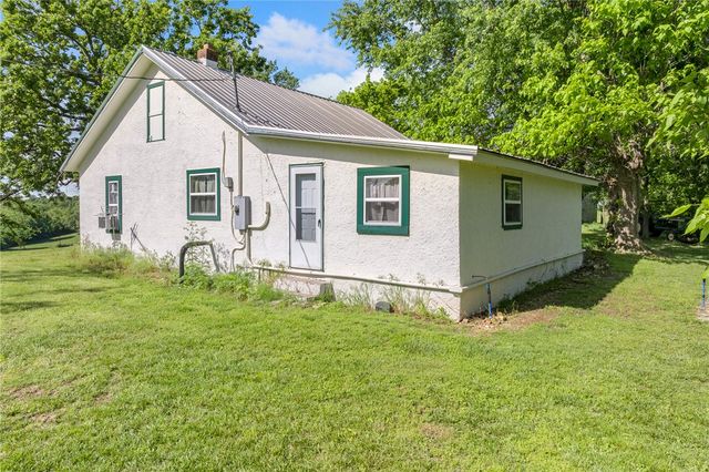 706 County Road 650, Green Forest, AR 72638