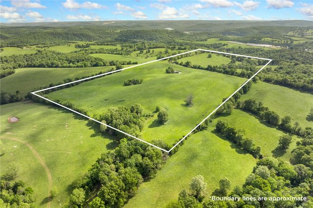 706 County Road 650, Green Forest, AR 72638