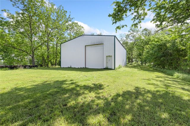 706 County Road 650, Green Forest, AR 72638