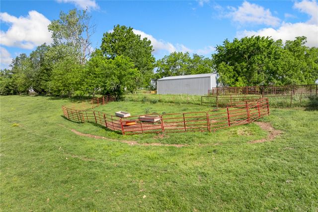 706 County Road 650, Green Forest, AR 72638