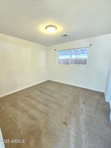 5951 W GLENN Drive, Glendale, AZ 85301