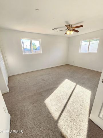 5951 W GLENN Drive, Glendale, AZ 85301