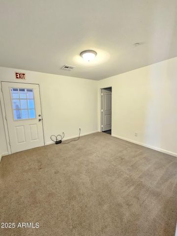 5951 W GLENN Drive, Glendale, AZ 85301