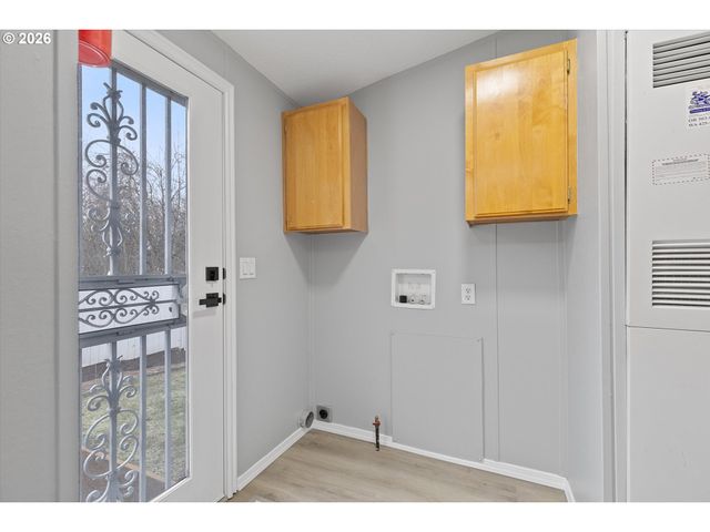 1475 ABBEY Ln, Lafayette, OR 97127