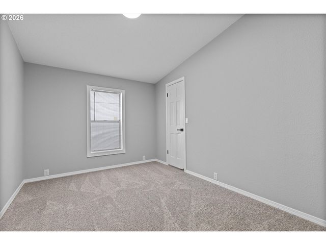 1475 ABBEY Ln, Lafayette, OR 97127