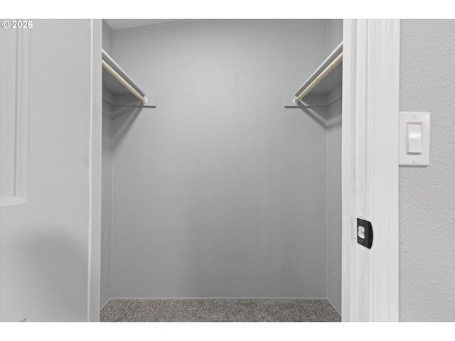 1475 ABBEY Ln, Lafayette, OR 97127