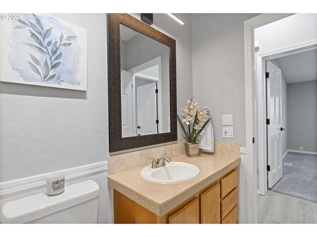 1475 ABBEY Ln, Lafayette, OR 97127