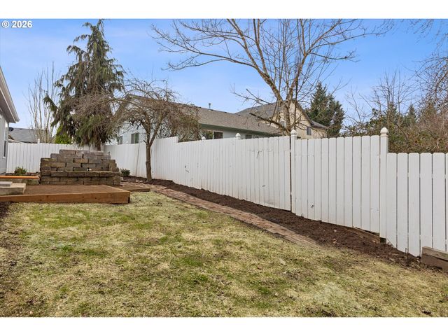 1475 ABBEY Ln, Lafayette, OR 97127