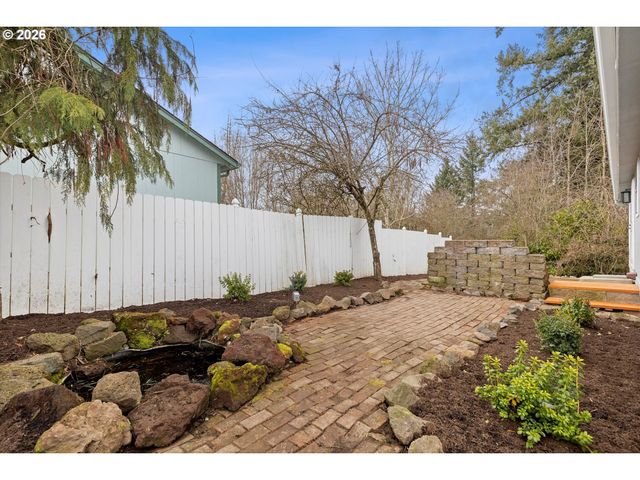 1475 ABBEY Ln, Lafayette, OR 97127