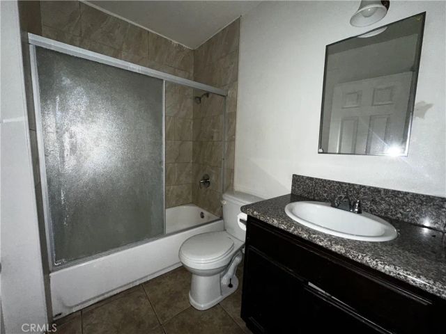 120 E Pine J, Santa Ana, CA 92701