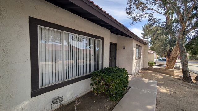 56280 Unit 6 Buena Vista Drive, Yucca Valley, CA 92284