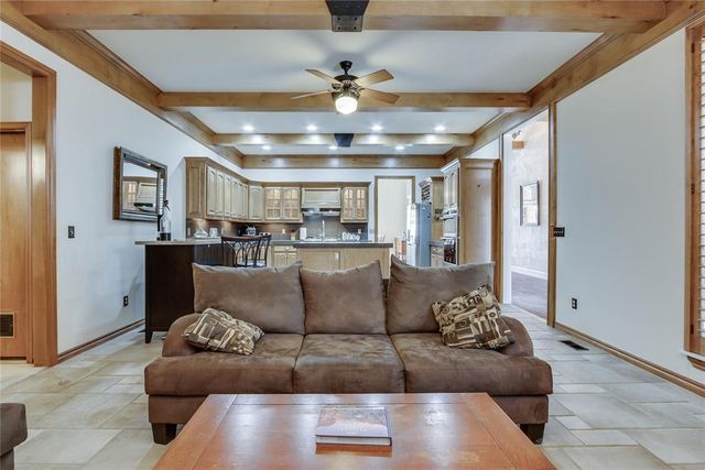 2301 Bay Hill Place, Edmond, OK 73034