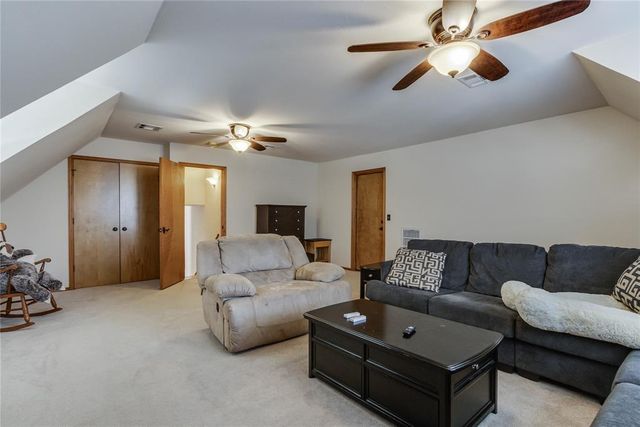 2301 Bay Hill Place, Edmond, OK 73034