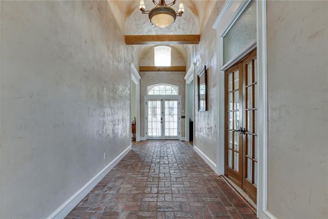2301 Bay Hill Place, Edmond, OK 73034