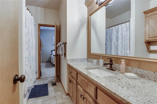 2301 Bay Hill Place, Edmond, OK 73034