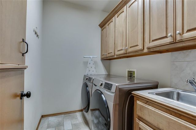 2301 Bay Hill Place, Edmond, OK 73034