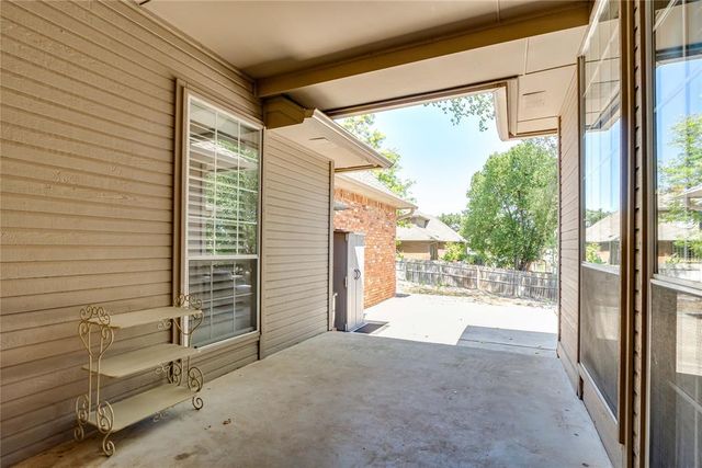 2301 Bay Hill Place, Edmond, OK 73034