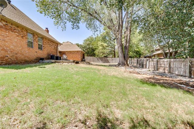 2301 Bay Hill Place, Edmond, OK 73034