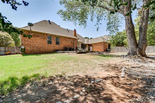 2301 Bay Hill Place, Edmond, OK 73034