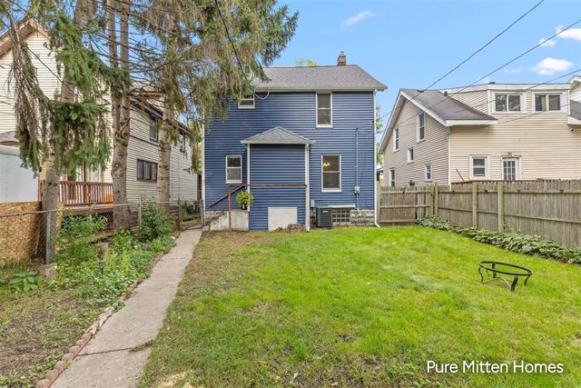 1543 Turner Avenue, Grand Rapids, MI 49504
