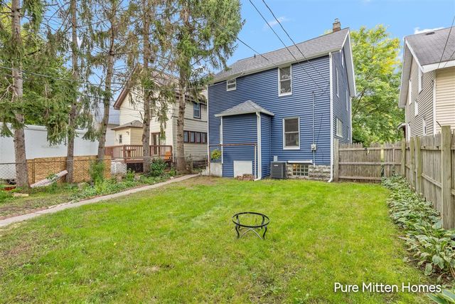 1543 Turner Avenue, Grand Rapids, MI 49504