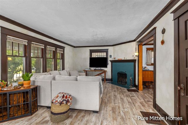 1543 Turner Avenue, Grand Rapids, MI 49504