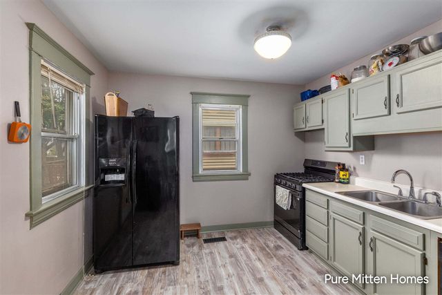 1543 Turner Avenue, Grand Rapids, MI 49504