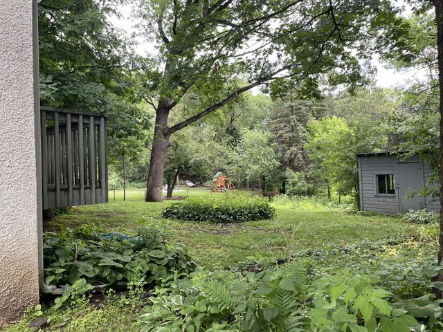 7017 Valley View Road, Edina, MN 55439
