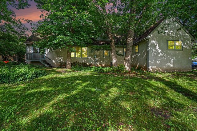 7017 Valley View Road, Edina, MN 55439