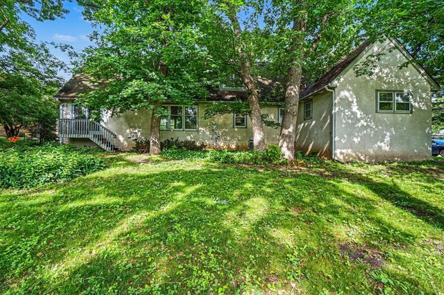 7017 Valley View Road, Edina, MN 55439