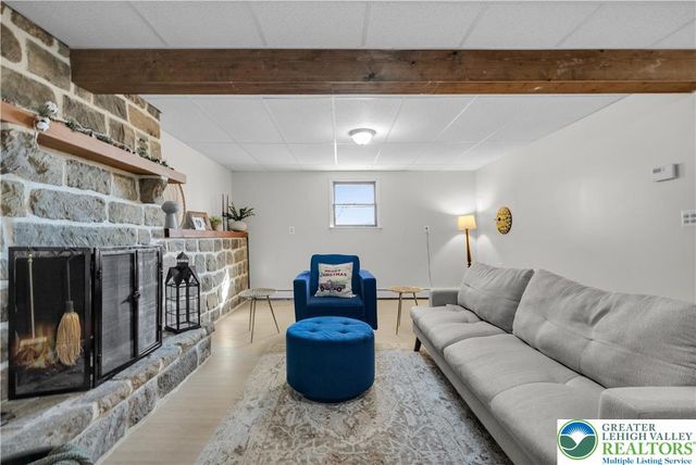 501 Creek Road, Moore Twp, PA 18014