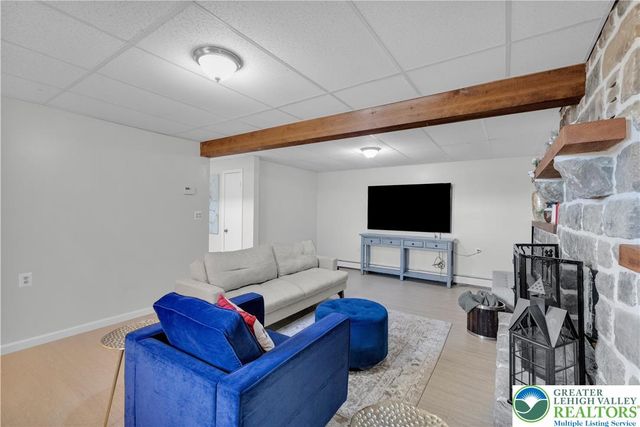 501 Creek Road, Moore Twp, PA 18014