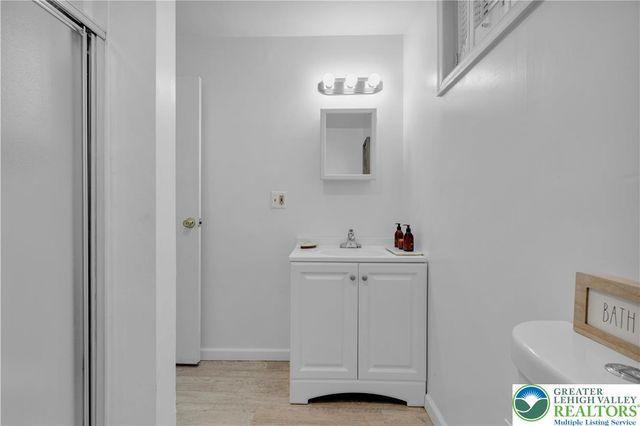 501 Creek Road, Moore Twp, PA 18014