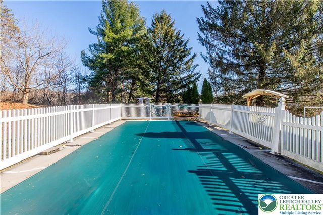 501 Creek Road, Moore Twp, PA 18014