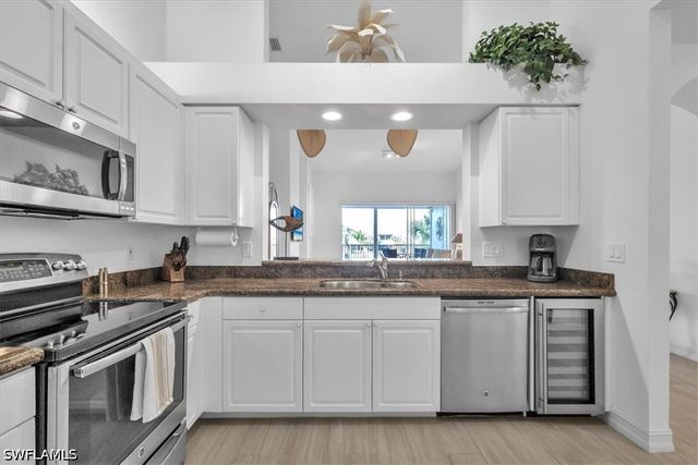 765 Bentwater CIR 203, Naples, FL 34108