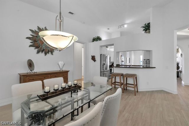 765 Bentwater CIR 203, Naples, FL 34108