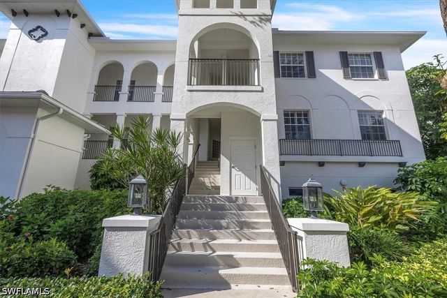 765 Bentwater CIR 203, Naples, FL 34108