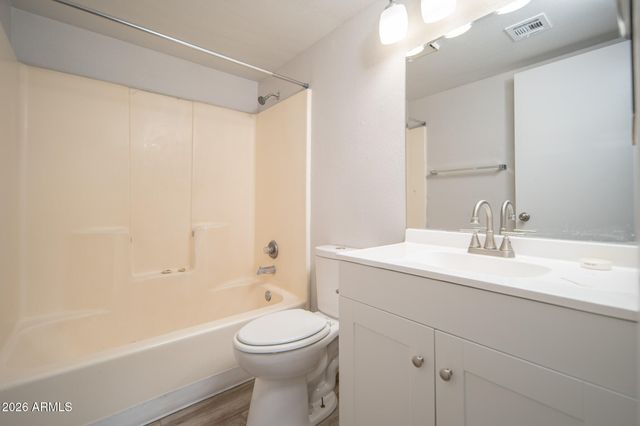 808 N 95th Drive A&B, Tolleson, AZ 85353