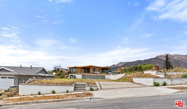 3709 Castlerock Road, Malibu, CA 90265
