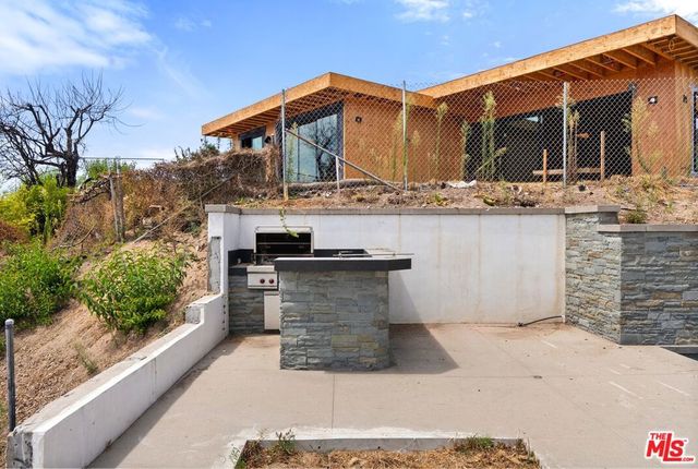 3709 Castlerock Road, Malibu, CA 90265