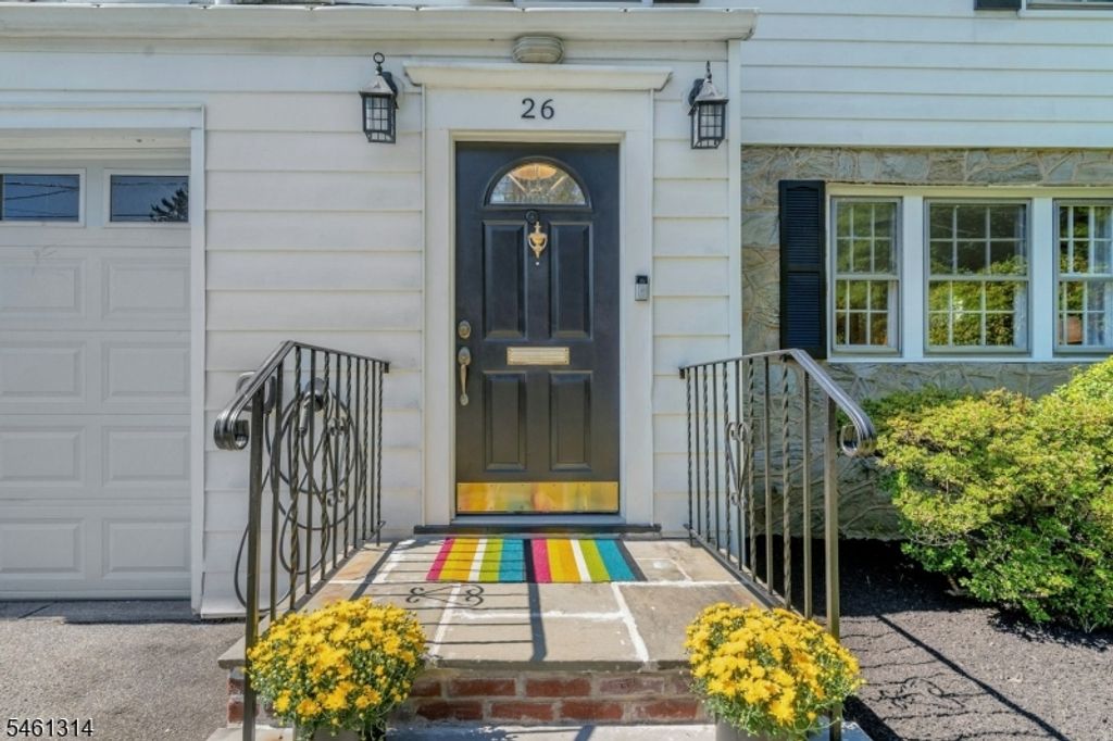 26 Whittier Ter, Bloomfield Twp., NJ 07003 — photo 3