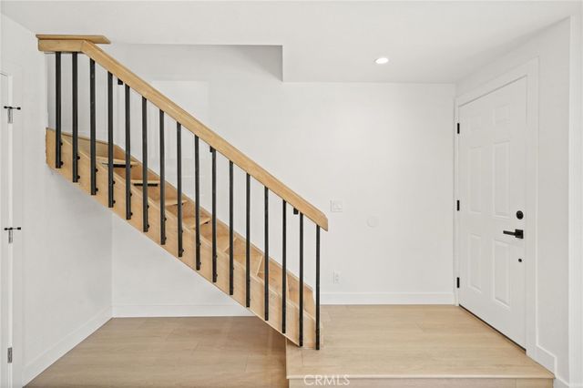 7010 Lennox Avenue, Van Nuys, CA 91405