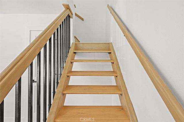 7010 Lennox Avenue, Van Nuys, CA 91405