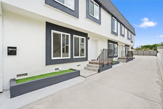 7010 Lennox Avenue, Van Nuys, CA 91405