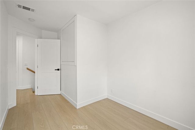 7010 Lennox Avenue, Van Nuys, CA 91405